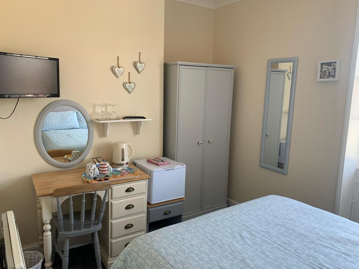 Letchworth Guest House Weymouth Bagian luar foto