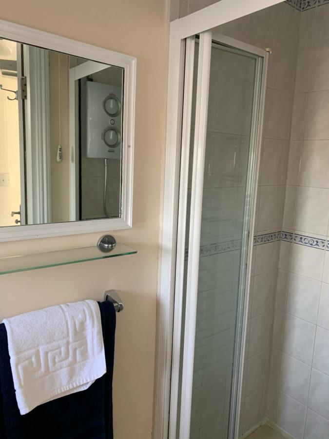 Letchworth Guest House Weymouth Bagian luar foto